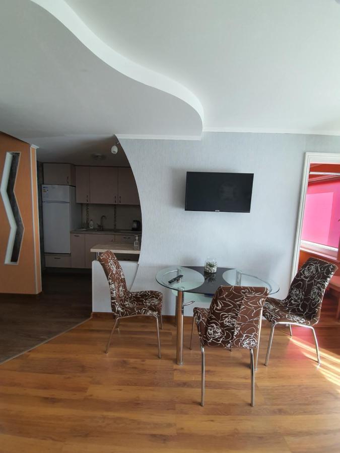 Vidumgravja Apartamenti Вентспилс Экстерьер фото